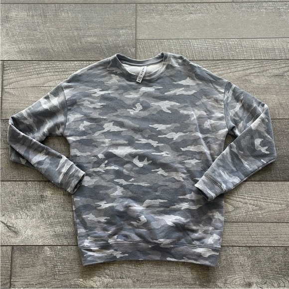 Athleta Balance Grey Camouflage Activewear Pullover Sweatshirt Size XS. - Picture 2 of 5